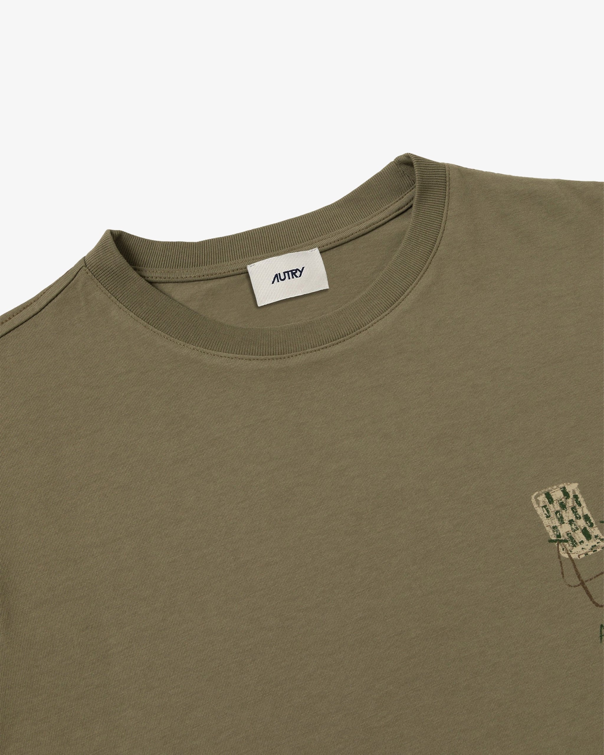 Autry Lawn Chair Graphic Tee Olive TSPM 87CC | www.wearestrap.com